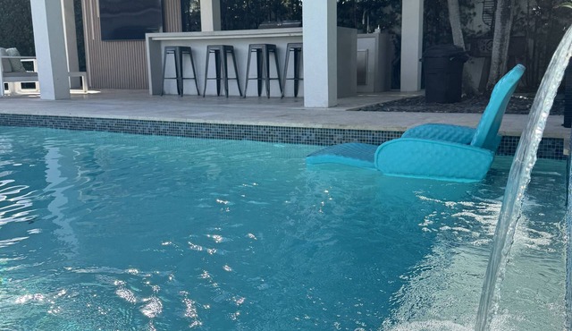 Amazing Miami Home Pool & BBQ