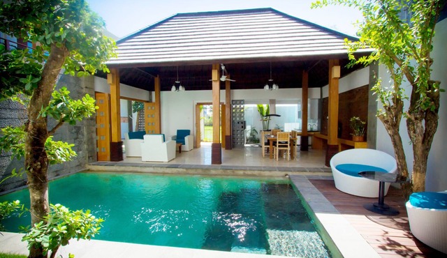 Apple Villa and Apartment