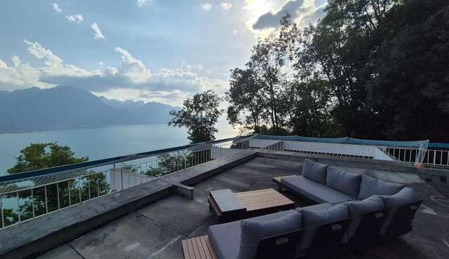 Architect house with gorgeous view lake & Wildlife