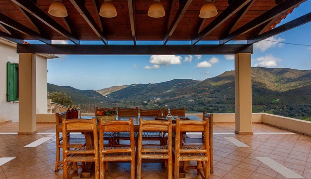 Augusta Deres Cretan Mountain Retreat With Amazing Views
