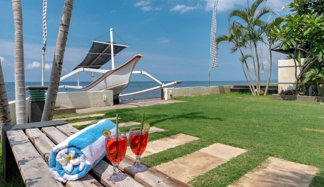 ⭐️ ⭐️⭐️⭐️⭐️ BEACHFRONT villa, Welcome dinner
