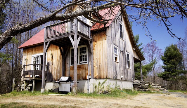 Beautiful Timber Frame Home in the Berkshires /Available for Long Term