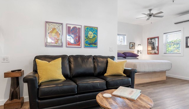 Boutique Hotel Folly Room 7: Deluxe Studio with a spacious deck and marsh views