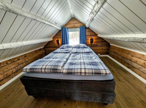Cabin magic on Senja, atmosphere like a fairytale