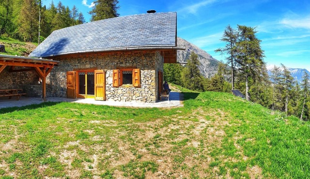 Chalet D'alpage La Muande Dou Jousé Dans le Bassin Embrunais