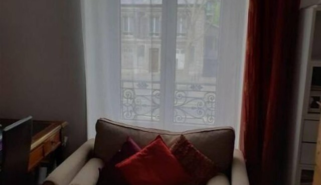 Charming apartment in Boulogne