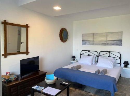 Charming Spetses Studio with Outdoor Space