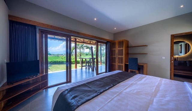 Charming villa in gorgeous Buleleng ricefield and mountain view