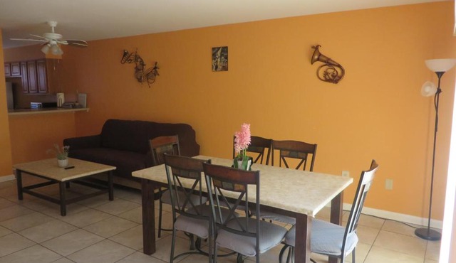 Close to Store & Airport