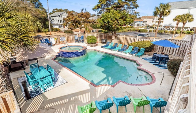 Coastin Time 8 BR 6BA, Private Heated Pool & Hot Tub
