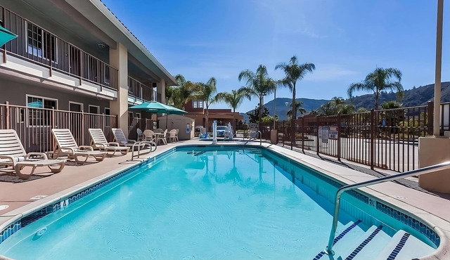 Cozy Wine Country Getaway | Quiet Neighborhood | 3 Units