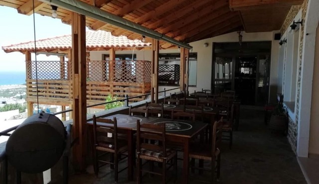 Creta Suites