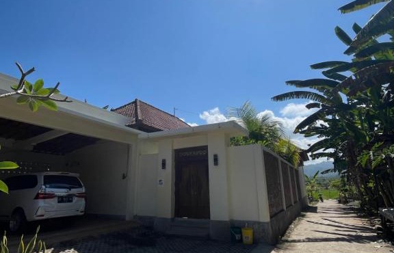 Dev house