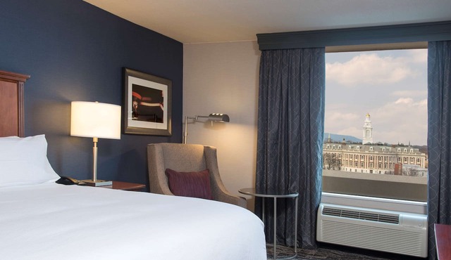 DoubleTree by Hilton Schenectady Downtown in Schenectady