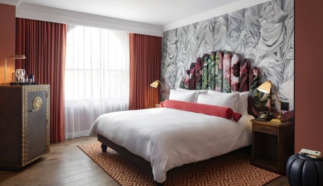 Elegant DC Haven | 3 Units | Classic King Rooms | Near Landmarks