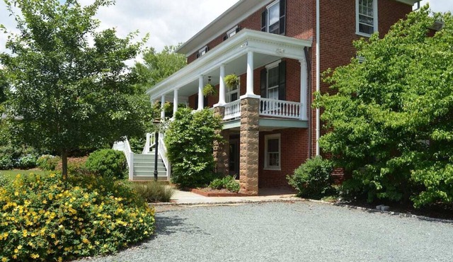 Enderly - c1859 - English Basement Apartment