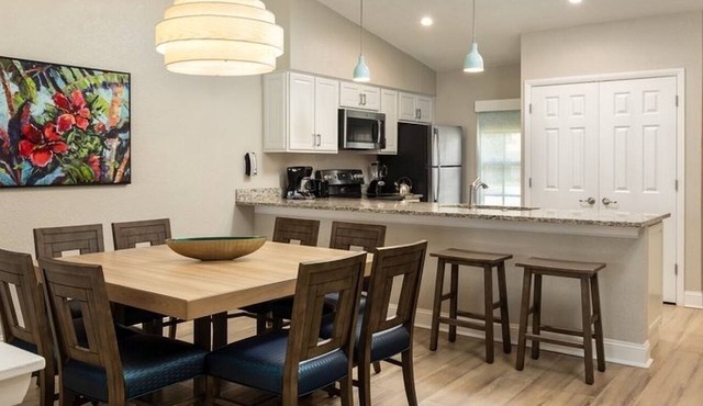 Family-Friendly Resort with Water Activities! Pool, Hot Tub & Gym Access, Golf!
