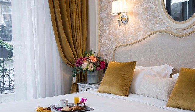 Hôtel Saint-Pétersbourg Opéra & Spa