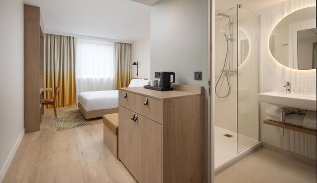 Hampton By Hilton Paris Charles De Gaulle Airport