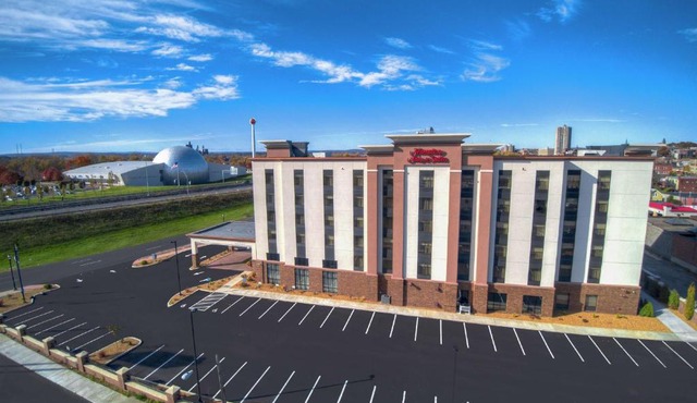 Hampton Inn & Suites Springfield Downtown