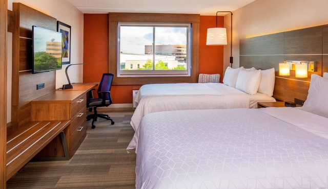 Holiday Inn Express Chesapeake - Norfolk by IHG