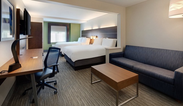 Holiday Inn Express & Suites Bradley Airport by IHG