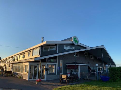 Hotel E-10 by First