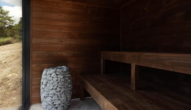 Hundeidvik Fjord Retreat - Fjord Suite