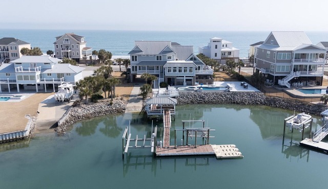 Inlet Front 5 BR Pet Friendly Beach House with Private Pool and Hot Tub! Lunasea