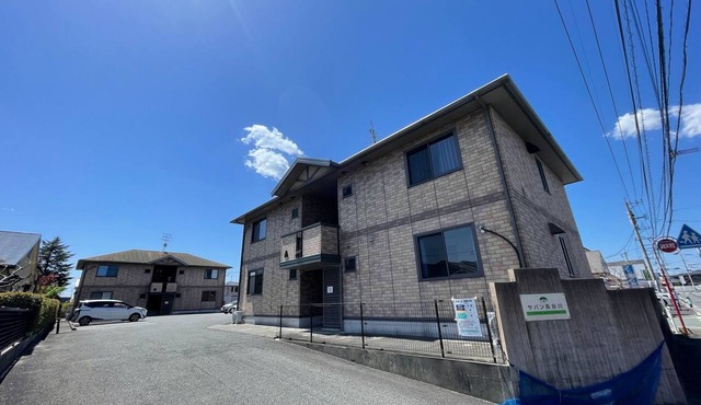 It can accommodate up to 8 people and cooking is also possible Free parking available - 102/Kitakyushu Fukuoka