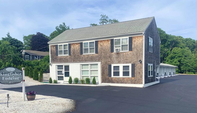 Kingfisher Lodging