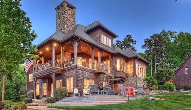 Lakefront, Spa, Dock+Beach, Game Room | Sunset Shores Resort: The Grand House