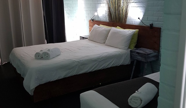 Lancelin Sands Hotel