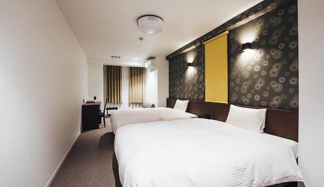 Large Double Twin Room 6EAST NonSmoking/Saga Saga