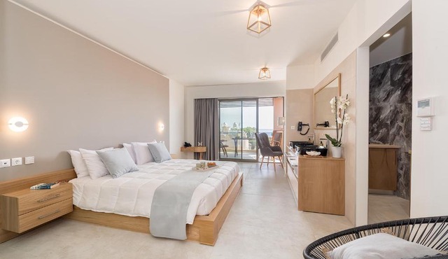 Lilium Luxury Suites