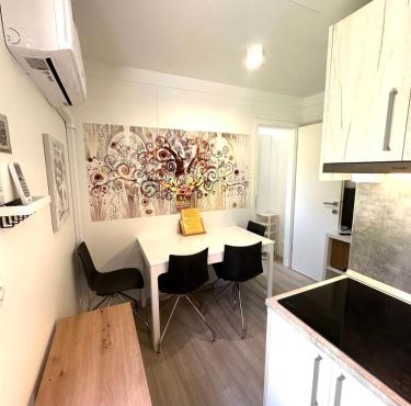 LuxCube 3