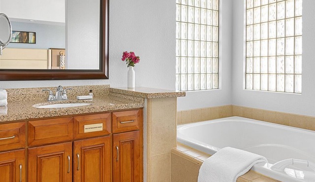 MARRIOTT DESERT SPRINGS VILLAS 1 LOCKOUT, PALM DESERT, #1 RATED MARRIOTT RESORT
