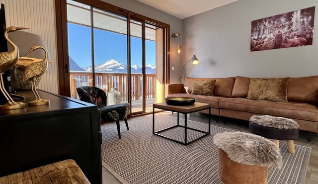 Modern 8-person flat, close to the centre and slopes