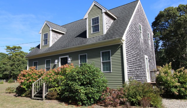 Modern Eastham Home Near Kingsbury Beach (1690)