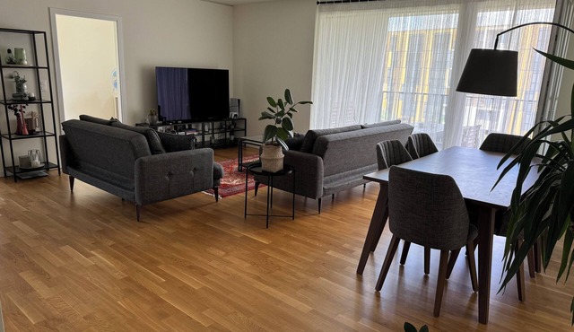 Modern Fully Equipped Apartment - Free Parking