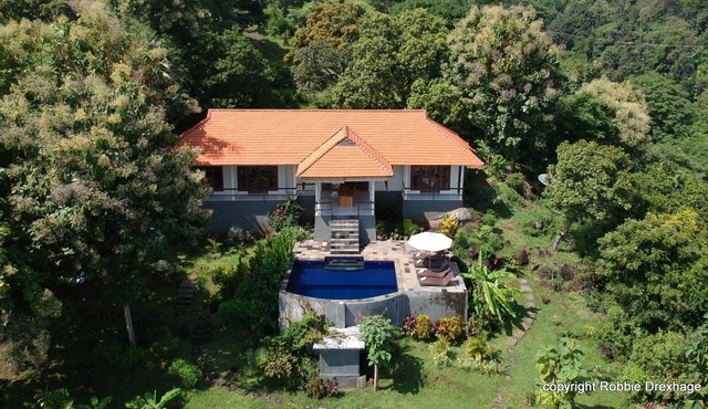 Modern luxury villa with fantastic sea views