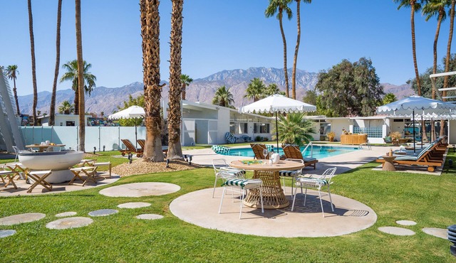 Monkey Tree Hotel 9 by AvantStay | Stylish Hotel in Palm Springs w/Pool!