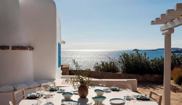 Mykonos Luxury Villa with Seafront Panorama