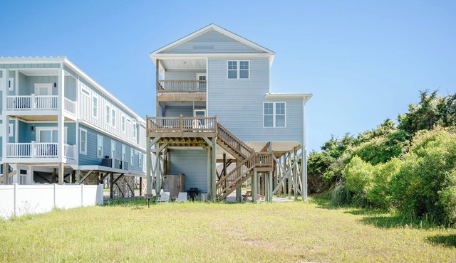 Nexta-C: Beautifully Decorated 3 Bed/3 Bath Ocean View Rental with Elevator