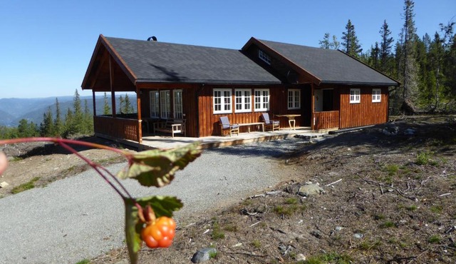 Ny hytte i flott turterreng