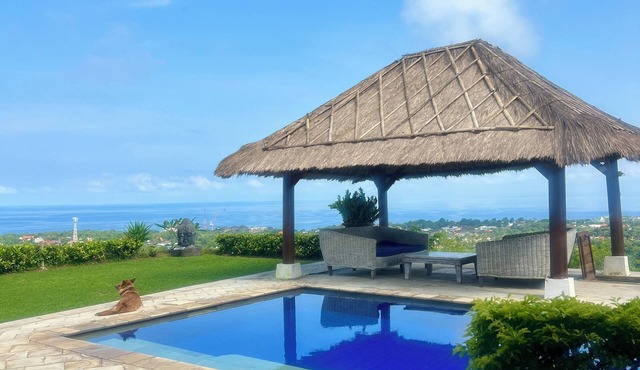 OCEAN VIEW VILLA 180 Degrees right in the heart of Uluwatu area & beach.
