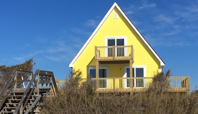 Oceanfront - Sunny inside and out!