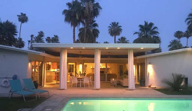 Oversized Patio, Pool and View! Experience great Indoor/Outdoor living PS style!