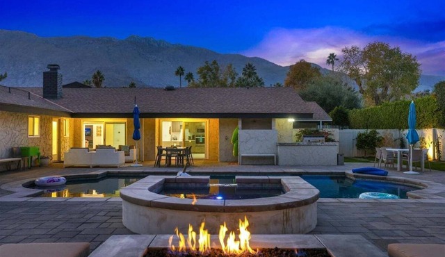 Palm Springs Hot Spot - Luxury Desert Escape: Stunning Views & Resort-Style Amenities