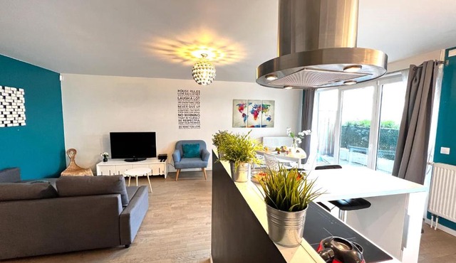 Paris Champs-Elysées-2 Bedrooms-Parking-Wifi